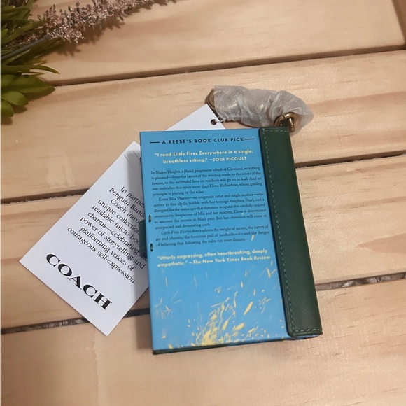 NWT💚Coach Little Fires Everywhere By Celeste Ng Book Bag Charm Novel CFK51 - Picture 2 of 4